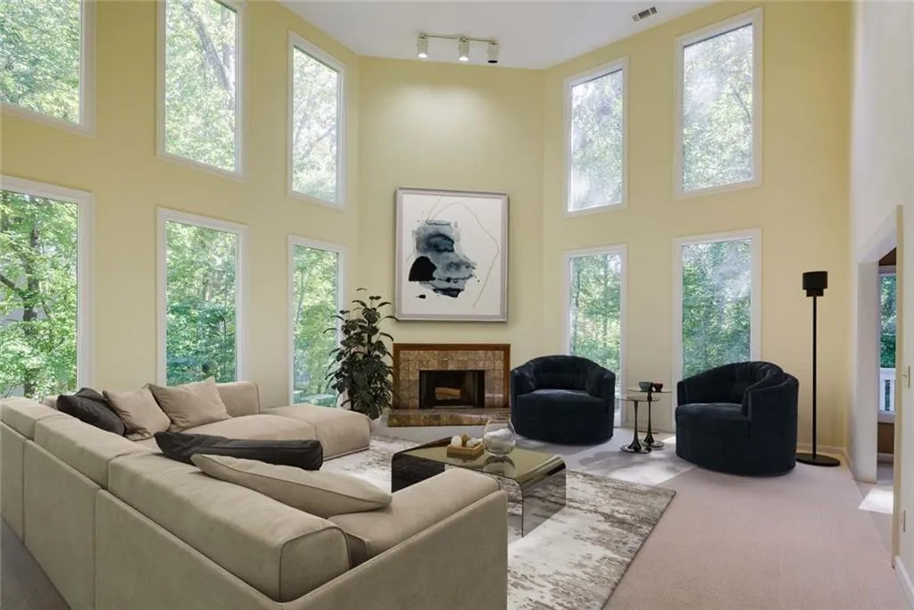 605 Valley Hall Drive, Sandy Springs, Georgia 30350, 4 Bedrooms Bedrooms, ,3 BathroomsBathrooms,Residential,Sold,605 Valley Hall Drive,7127588