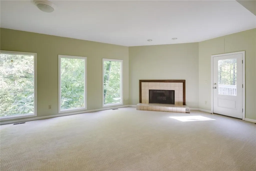 605 Valley Hall Drive, Sandy Springs, Georgia 30350, 4 Bedrooms Bedrooms, ,3 BathroomsBathrooms,Residential,Sold,605 Valley Hall Drive,7127588