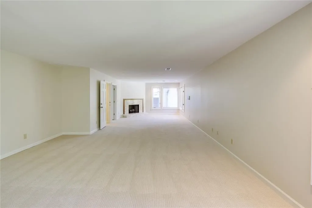 605 Valley Hall Drive, Sandy Springs, Georgia 30350, 4 Bedrooms Bedrooms, ,3 BathroomsBathrooms,Residential,Sold,605 Valley Hall Drive,7127588