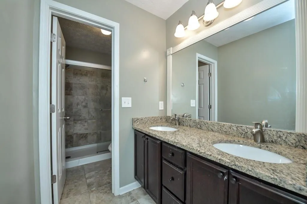 9158 Carroll Manor Drive, Sandy Springs, Georgia 30350, 3 Bedrooms Bedrooms, ,2 BathroomsBathrooms,Residential,Sold,9158 Carroll Manor Drive,6009193