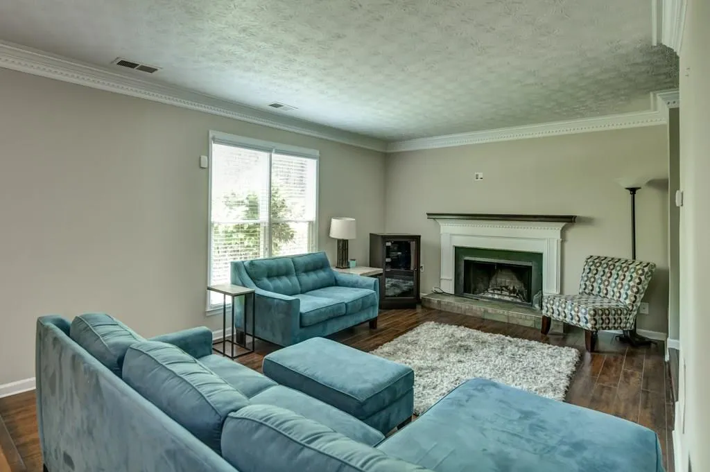 9158 Carroll Manor Drive, Sandy Springs, Georgia 30350, 3 Bedrooms Bedrooms, ,2 BathroomsBathrooms,Residential,Sold,9158 Carroll Manor Drive,6009193