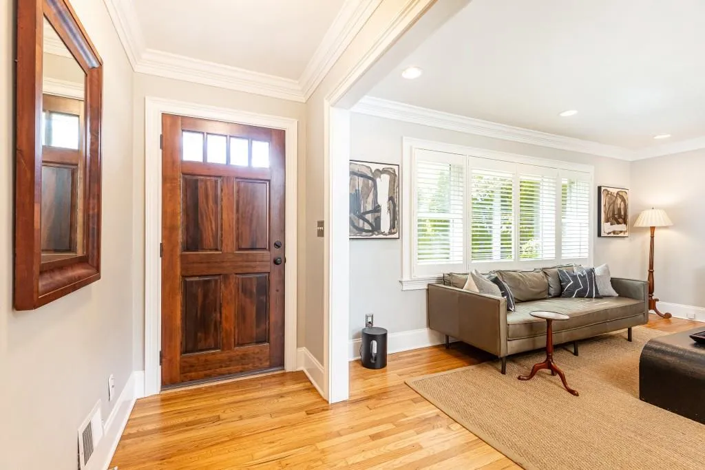258 Meadowbrook Drive, Atlanta, Georgia 30342, 3 Bedrooms Bedrooms, ,2 BathroomsBathrooms,Residential,Sold,258 Meadowbrook Drive,7489440