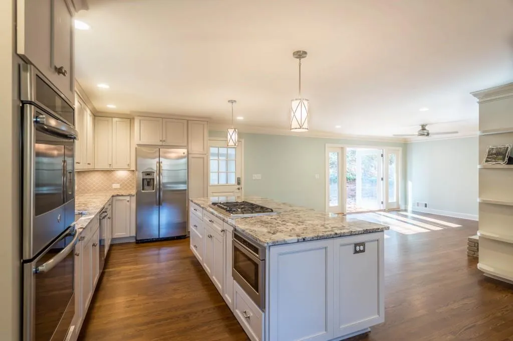 425 Heritage Way, Sandy Springs, Georgia 30328, 4 Bedrooms Bedrooms, ,3 BathroomsBathrooms,Residential,Sold,425 Heritage Way,5714569