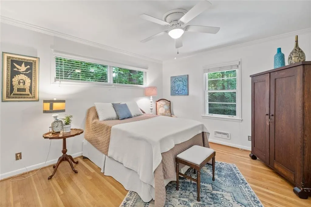 677 Starlight Drive, Sandy Springs, Georgia 30342, 4 Bedrooms Bedrooms, ,3 BathroomsBathrooms,Residential,Sold,677 Starlight Drive,7096687