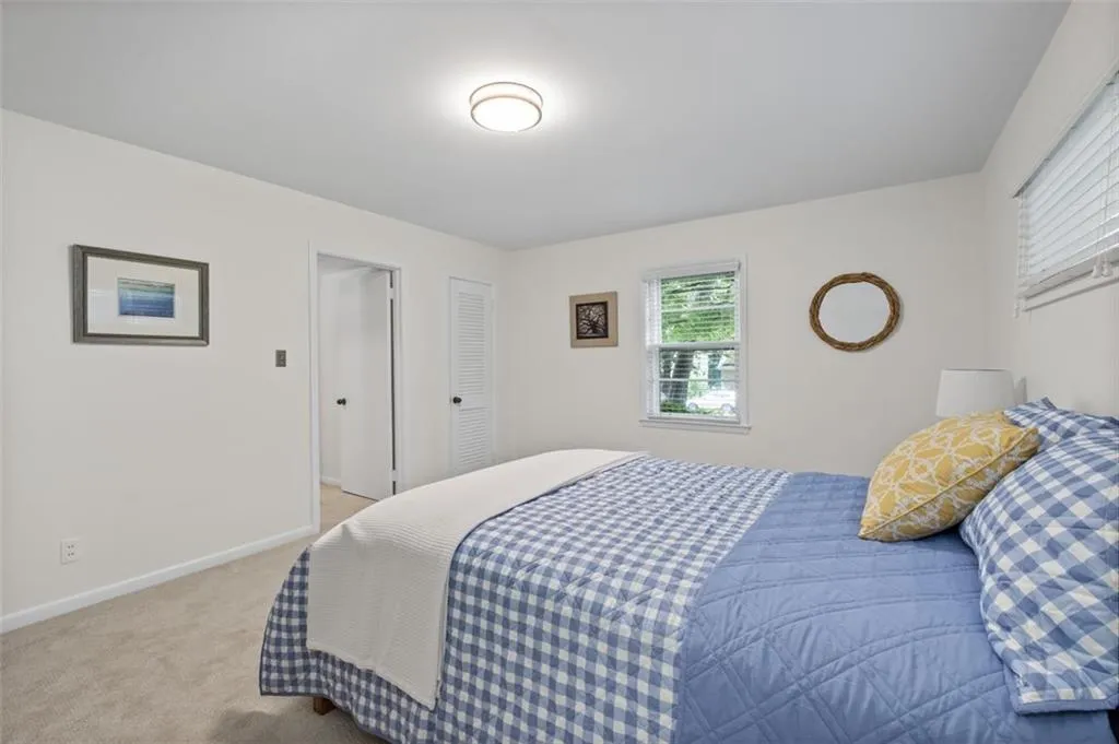 677 Starlight Drive, Sandy Springs, Georgia 30342, 4 Bedrooms Bedrooms, ,3 BathroomsBathrooms,Residential,Sold,677 Starlight Drive,7096687