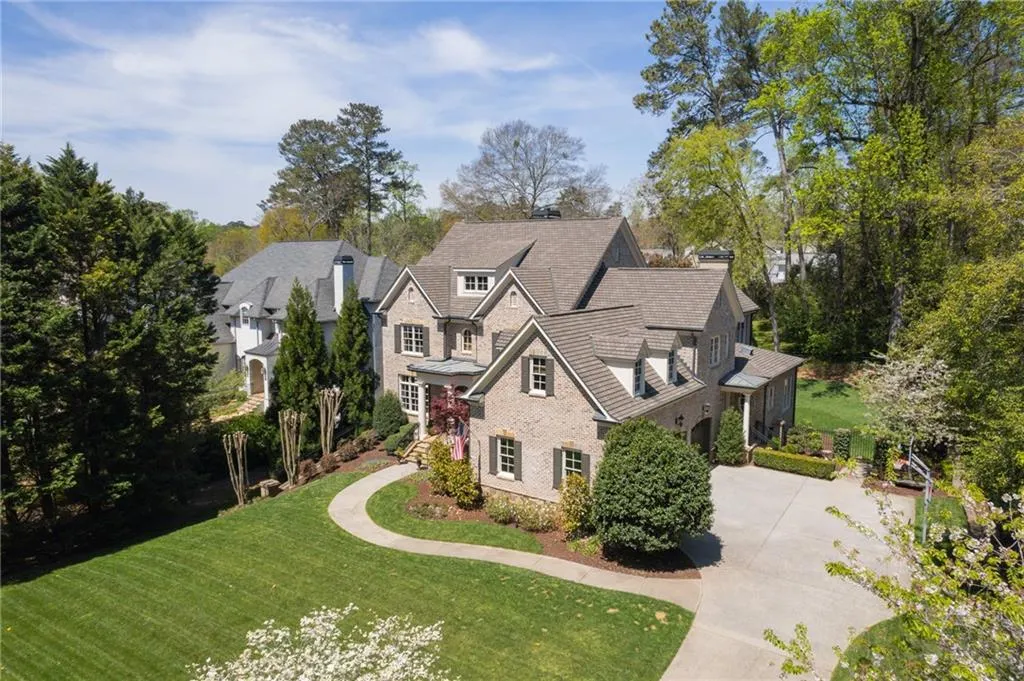 271 Lafayette Way, Sandy Springs, Georgia 30327, 6 Bedrooms Bedrooms, ,6 BathroomsBathrooms,Residential,Sold,271 Lafayette Way,7027555