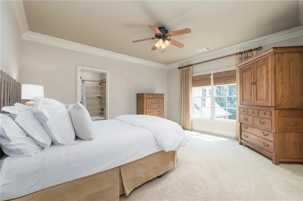 271 Lafayette Way, Sandy Springs, Georgia 30327, 6 Bedrooms Bedrooms, ,6 BathroomsBathrooms,Residential,Sold,271 Lafayette Way,7027555