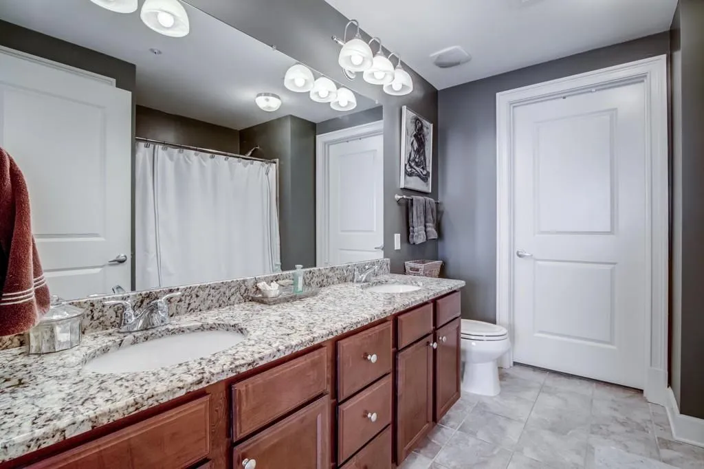 200 River Vista Drive Unit 615, Atlanta, Georgia 30339, 2 Bedrooms Bedrooms, ,2 BathroomsBathrooms,Residential,Sold,200 River Vista Drive Unit 615,5747724