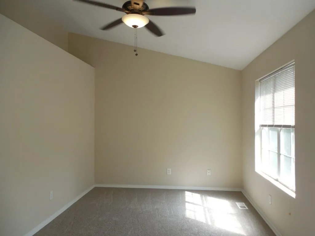 2305 Queen Anne Court, Sandy Springs, Georgia 30350, 2 Bedrooms Bedrooms, ,2 BathroomsBathrooms,Residential,Sold,2305 Queen Anne Court,6050361