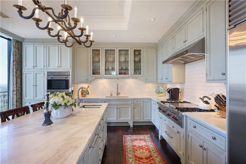 3040 Peachtree Road Nw Unit 1905, Atlanta, Georgia 30305, 4 Bedrooms Bedrooms, ,3 BathroomsBathrooms,Residential,For Sale,3040 Peachtree Road Nw Unit 1905,7668196