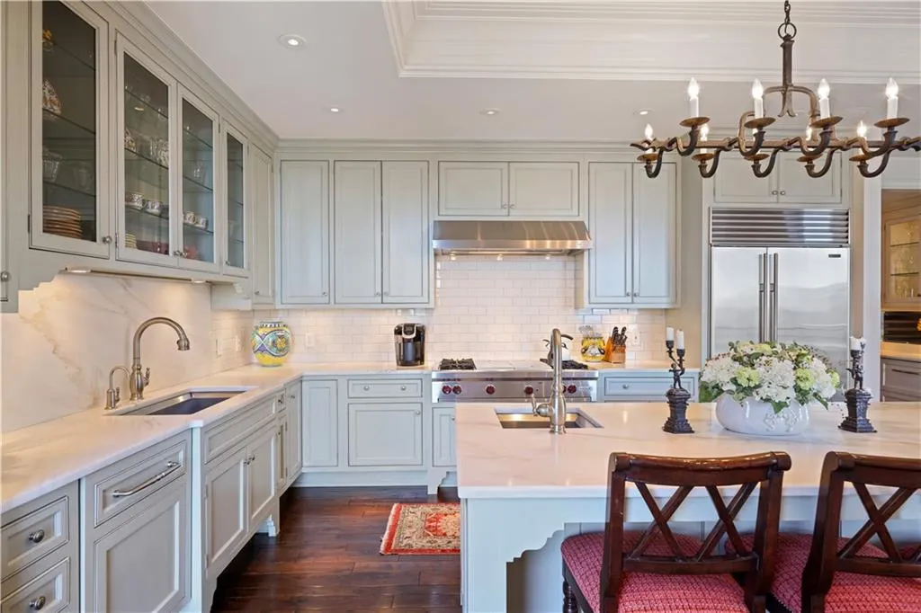 3040 Peachtree Road Nw Unit 1905, Atlanta, Georgia 30305, 4 Bedrooms Bedrooms, ,3 BathroomsBathrooms,Residential,For Sale,3040 Peachtree Road Nw Unit 1905,7668196