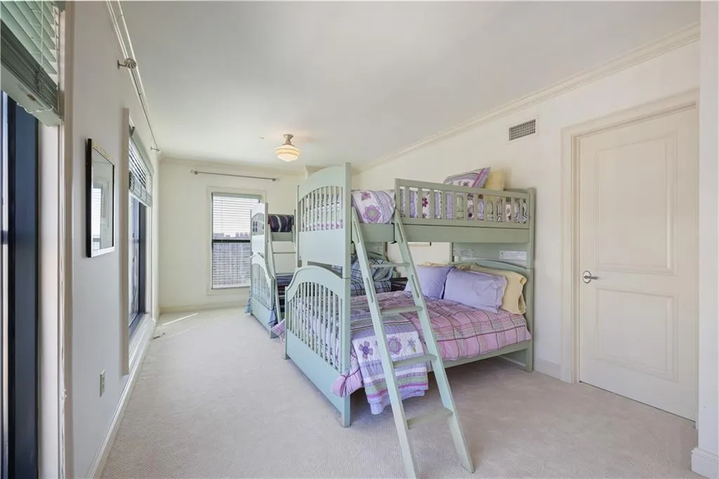 3040 Peachtree Road Nw Unit 1905, Atlanta, Georgia 30305, 4 Bedrooms Bedrooms, ,3 BathroomsBathrooms,Residential,For Sale,3040 Peachtree Road Nw Unit 1905,7668196