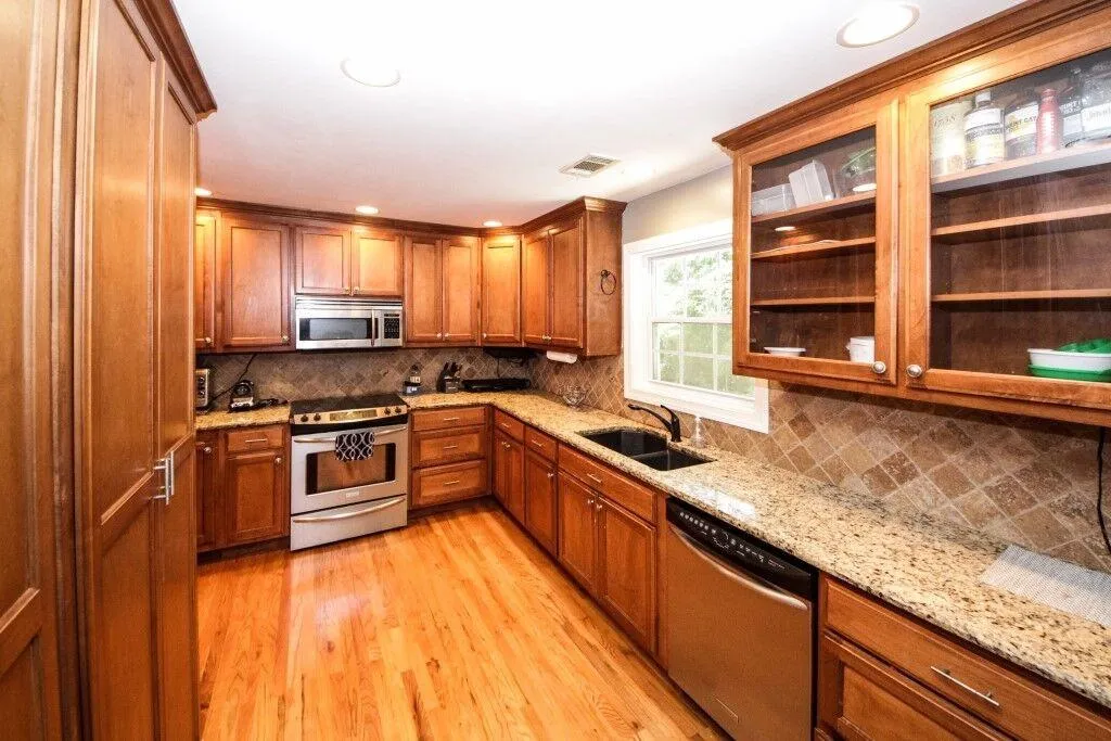725 Dalrymple Road Unit 4d, Atlanta, Georgia 30328, 3 Bedrooms Bedrooms, ,2 BathroomsBathrooms,Residential,Sold,725 Dalrymple Road Unit 4d,6541143