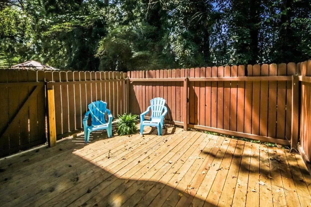 725 Dalrymple Road Unit 4d, Atlanta, Georgia 30328, 3 Bedrooms Bedrooms, ,2 BathroomsBathrooms,Residential,Sold,725 Dalrymple Road Unit 4d,6541143