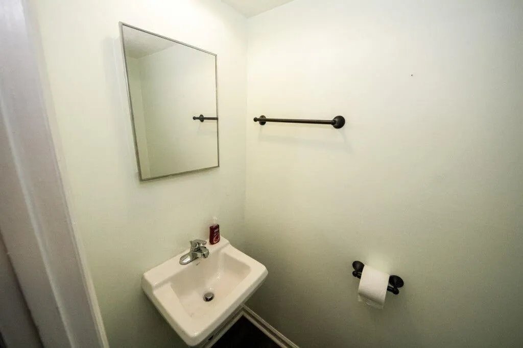 725 Dalrymple Road Unit 4d, Atlanta, Georgia 30328, 3 Bedrooms Bedrooms, ,2 BathroomsBathrooms,Residential,Sold,725 Dalrymple Road Unit 4d,6541143