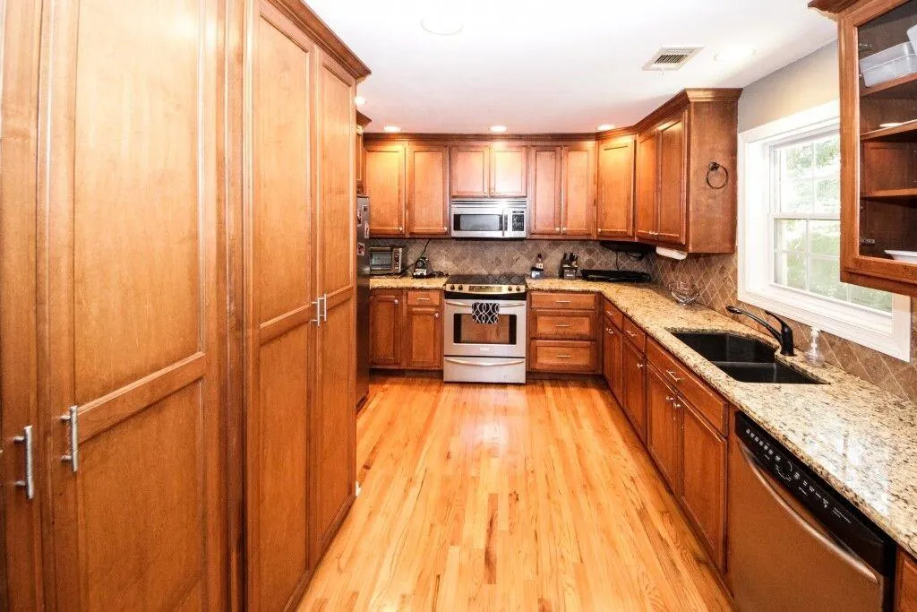 725 Dalrymple Road Unit 4d, Atlanta, Georgia 30328, 3 Bedrooms Bedrooms, ,2 BathroomsBathrooms,Residential,Sold,725 Dalrymple Road Unit 4d,6541143