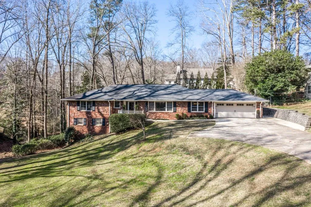 4594 Mystic Drive, Atlanta, Georgia 30342, 4 Bedrooms Bedrooms, ,3 BathroomsBathrooms,Residential,Sold,4594 Mystic Drive,6839261