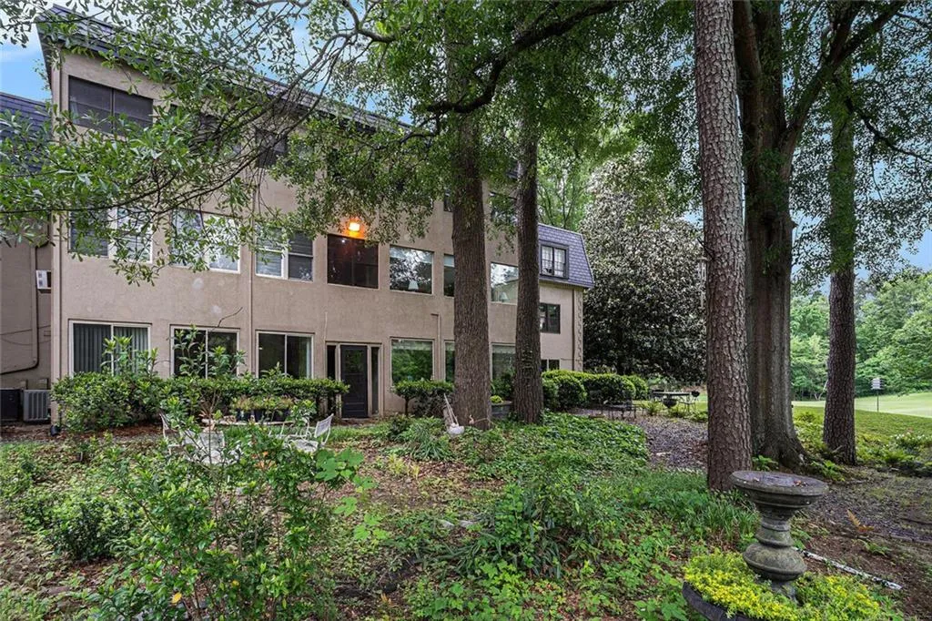 170 Elysian Way Nw, Atlanta, Georgia 30327, 3 Bedrooms Bedrooms, ,2 BathroomsBathrooms,Residential,For Sale,170 Elysian Way Nw,7600977