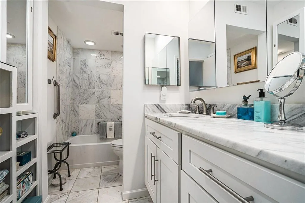 170 Elysian Way Nw, Atlanta, Georgia 30327, 3 Bedrooms Bedrooms, ,2 BathroomsBathrooms,Residential,For Sale,170 Elysian Way Nw,7600977