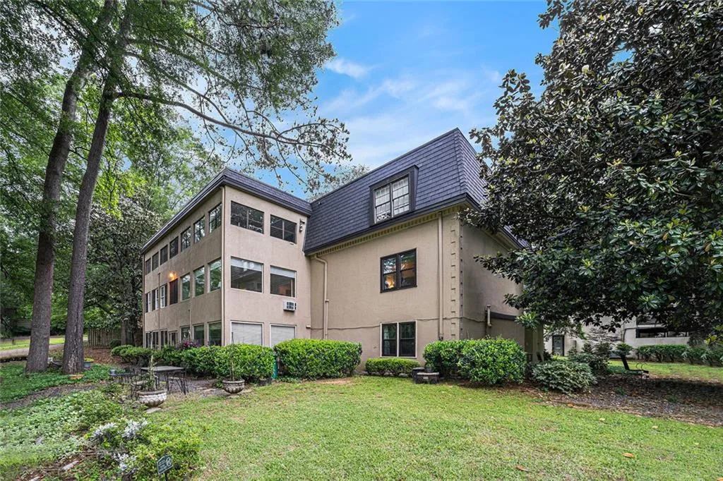 170 Elysian Way Nw, Atlanta, Georgia 30327, 3 Bedrooms Bedrooms, ,2 BathroomsBathrooms,Residential,For Sale,170 Elysian Way Nw,7600977