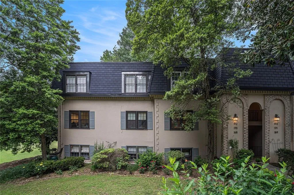 170 Elysian Way Nw, Atlanta, Georgia 30327, 3 Bedrooms Bedrooms, ,2 BathroomsBathrooms,Residential,For Sale,170 Elysian Way Nw,7600977
