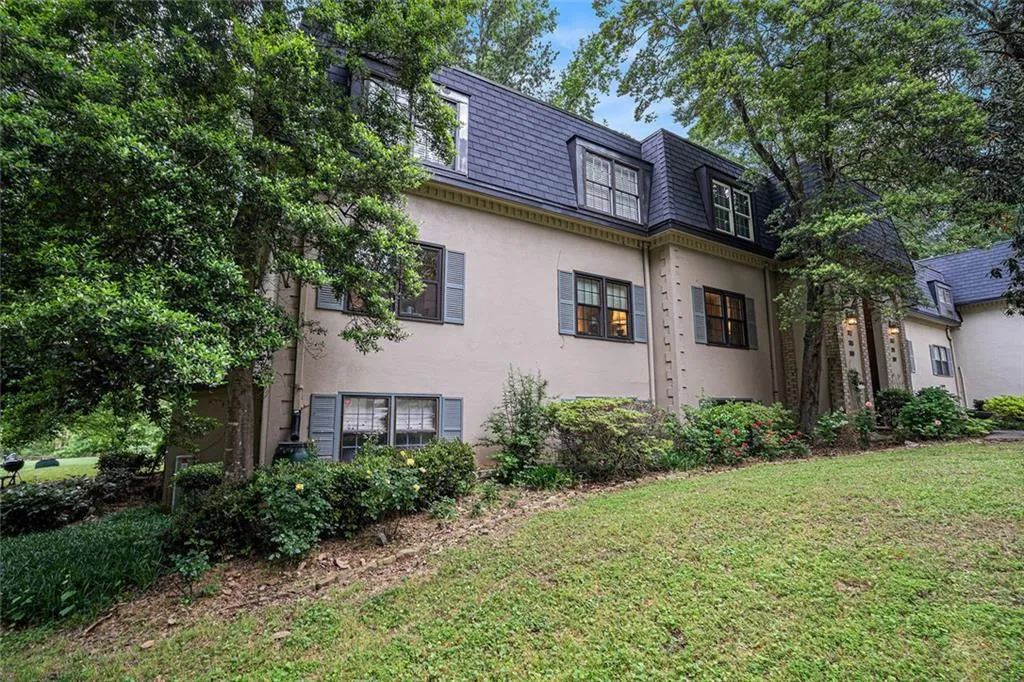 170 Elysian Way Nw, Atlanta, Georgia 30327, 3 Bedrooms Bedrooms, ,2 BathroomsBathrooms,Residential,For Sale,170 Elysian Way Nw,7600977