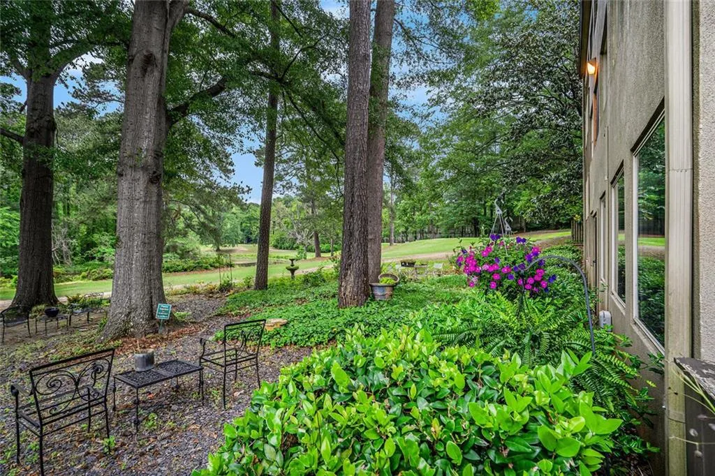 170 Elysian Way Nw, Atlanta, Georgia 30327, 3 Bedrooms Bedrooms, ,2 BathroomsBathrooms,Residential,For Sale,170 Elysian Way Nw,7600977