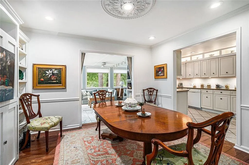 170 Elysian Way Nw, Atlanta, Georgia 30327, 3 Bedrooms Bedrooms, ,2 BathroomsBathrooms,Residential,For Sale,170 Elysian Way Nw,7600977