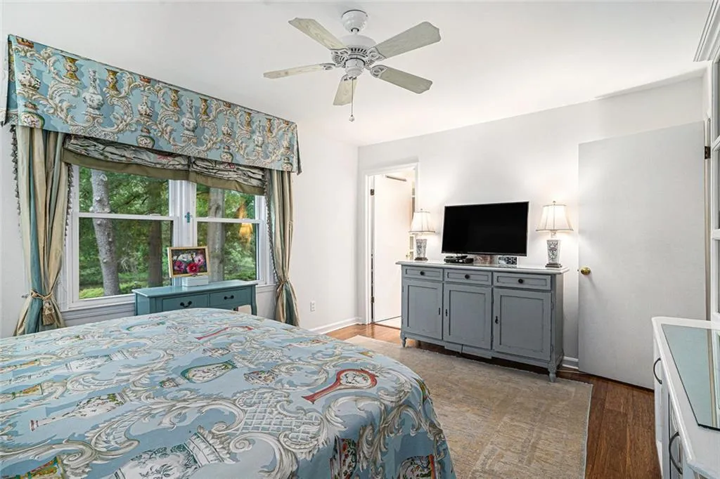 170 Elysian Way Nw, Atlanta, Georgia 30327, 3 Bedrooms Bedrooms, ,2 BathroomsBathrooms,Residential,For Sale,170 Elysian Way Nw,7600977