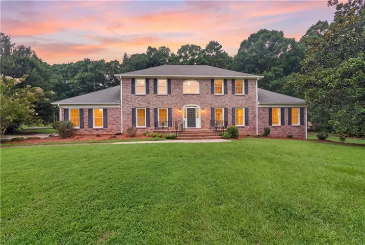 560 Hawthorne Drive, Fayetteville, Georgia 30214