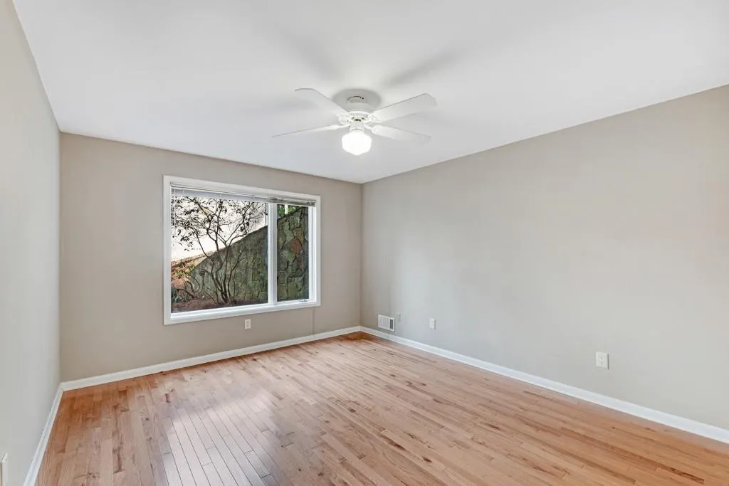 75 Glen Oaks Drive, Atlanta, Georgia 30327, 4 Bedrooms Bedrooms, ,3 BathroomsBathrooms,Residential,Sold,75 Glen Oaks Drive,6832425