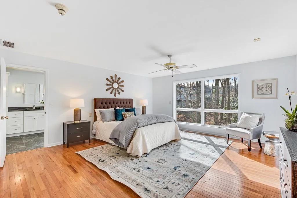 75 Glen Oaks Drive, Atlanta, Georgia 30327, 4 Bedrooms Bedrooms, ,3 BathroomsBathrooms,Residential,Sold,75 Glen Oaks Drive,6832425