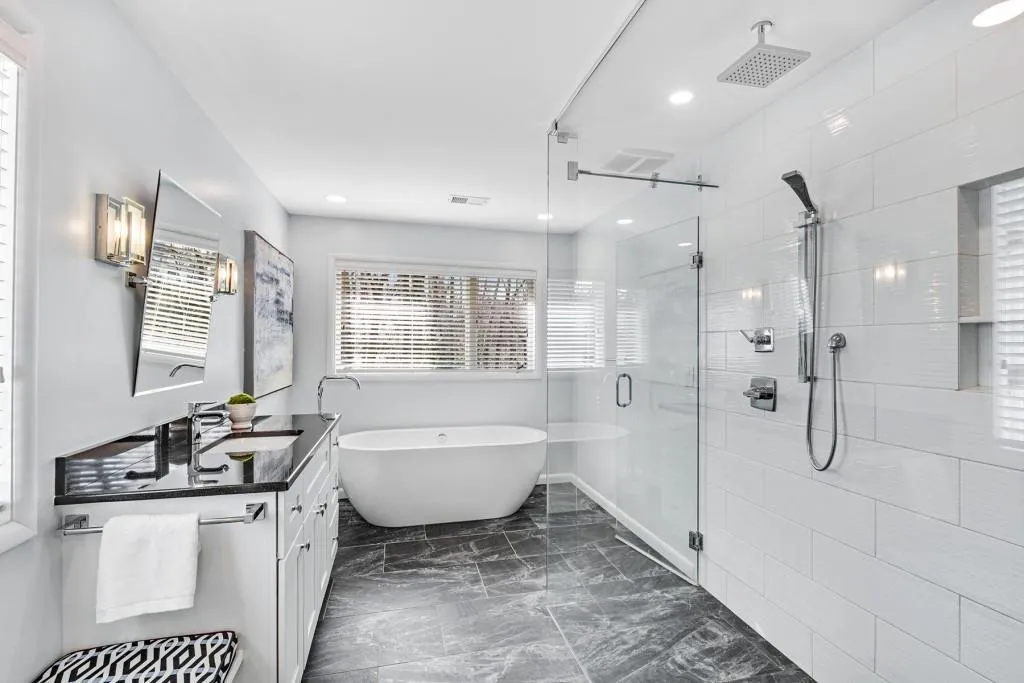 75 Glen Oaks Drive, Atlanta, Georgia 30327, 4 Bedrooms Bedrooms, ,3 BathroomsBathrooms,Residential,Sold,75 Glen Oaks Drive,6832425