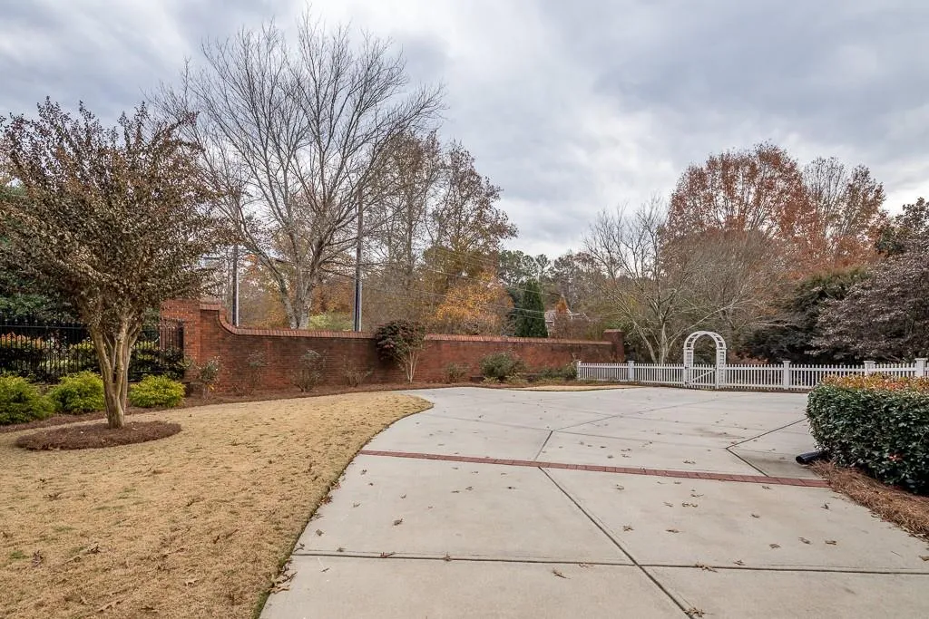 7885 Nesbit Downs Drive, Sandy Springs, Georgia 30350, 5 Bedrooms Bedrooms, ,4 BathroomsBathrooms,Residential,Sold,7885 Nesbit Downs Drive,6649056 7885 Nesbit Downs Drive, Sandy Springs, Georgia 30350, 5 Bedrooms Bedrooms, ,4 BathroomsBathrooms,Residential,Sold,7885 Nesbit Downs Drive,6649056