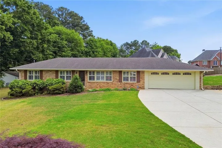 3140 Post Oak Tritt Road, Marietta, Georgia 30062