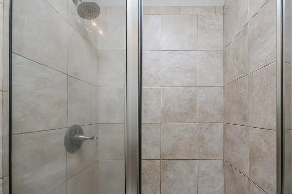 5562 Kingsport Drive, Atlanta, Georgia 30342, 3 Bedrooms Bedrooms, ,2 BathroomsBathrooms,Residential,Sold,5562 Kingsport Drive,6701833