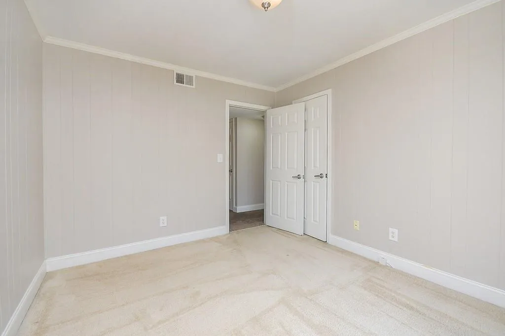 5562 Kingsport Drive, Atlanta, Georgia 30342, 3 Bedrooms Bedrooms, ,2 BathroomsBathrooms,Residential,Sold,5562 Kingsport Drive,6701833