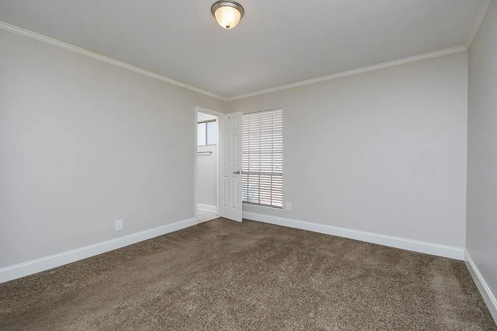 5562 Kingsport Drive, Atlanta, Georgia 30342, 3 Bedrooms Bedrooms, ,2 BathroomsBathrooms,Residential,Sold,5562 Kingsport Drive,6701833