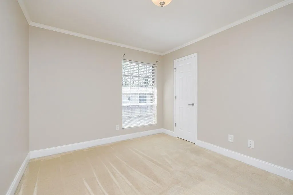 5562 Kingsport Drive, Atlanta, Georgia 30342, 3 Bedrooms Bedrooms, ,2 BathroomsBathrooms,Residential,Sold,5562 Kingsport Drive,6701833