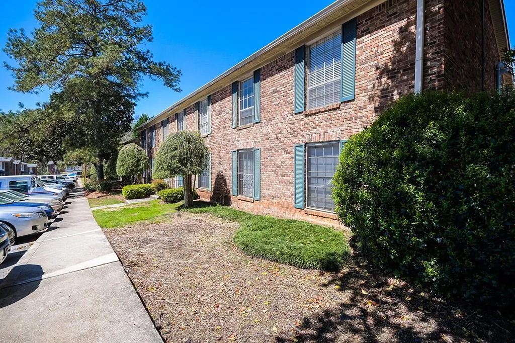 5562 Kingsport Drive, Atlanta, Georgia 30342, 3 Bedrooms Bedrooms, ,2 BathroomsBathrooms,Residential,Sold,5562 Kingsport Drive,6701833