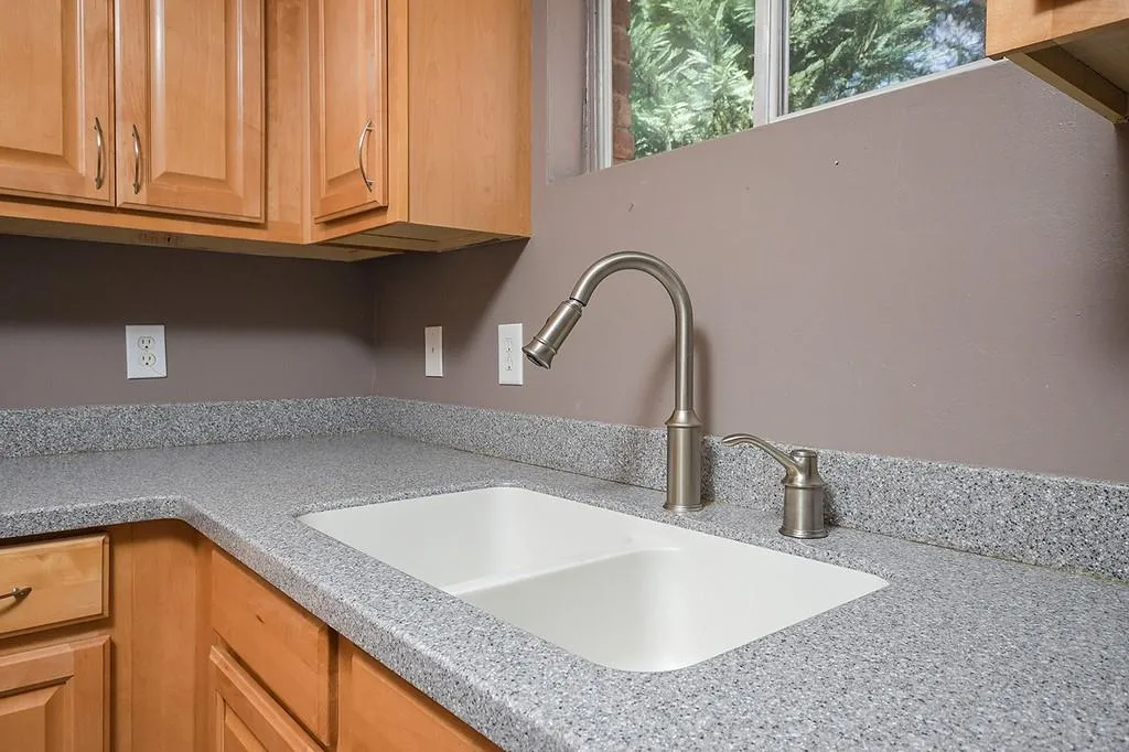 5562 Kingsport Drive, Atlanta, Georgia 30342, 3 Bedrooms Bedrooms, ,2 BathroomsBathrooms,Residential,Sold,5562 Kingsport Drive,6701833