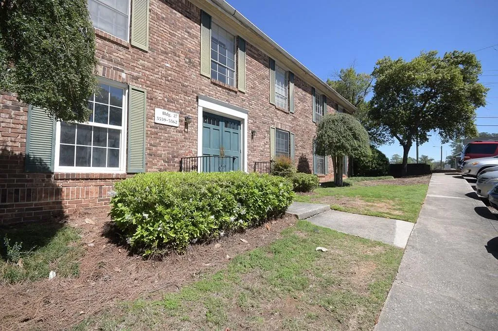 5562 Kingsport Drive, Atlanta, Georgia 30342, 3 Bedrooms Bedrooms, ,2 BathroomsBathrooms,Residential,Sold,5562 Kingsport Drive,6701833