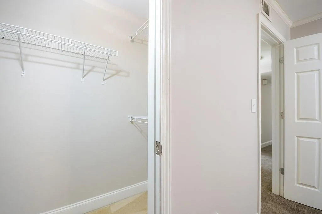 5562 Kingsport Drive, Atlanta, Georgia 30342, 3 Bedrooms Bedrooms, ,2 BathroomsBathrooms,Residential,Sold,5562 Kingsport Drive,6701833