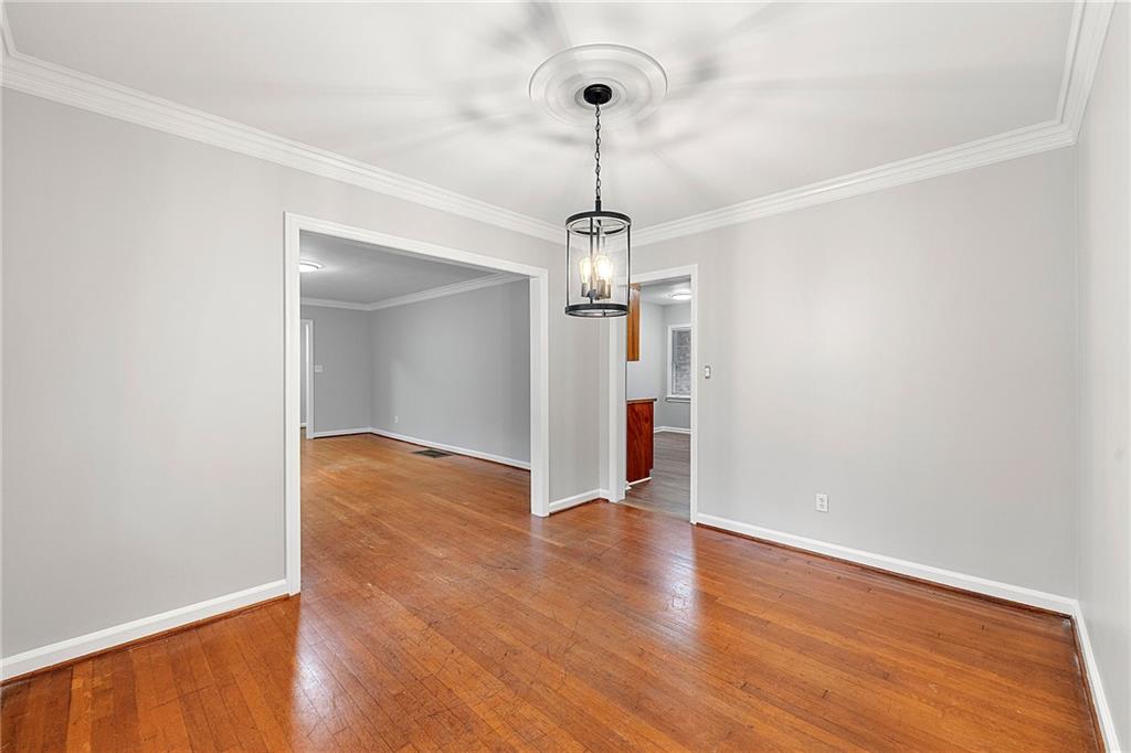 5820 Greenbrier Road, Sandy Springs, Georgia 30328, 4 Bedrooms Bedrooms, ,3 BathroomsBathrooms,Residential,Sold,5820 Greenbrier Road,7305564