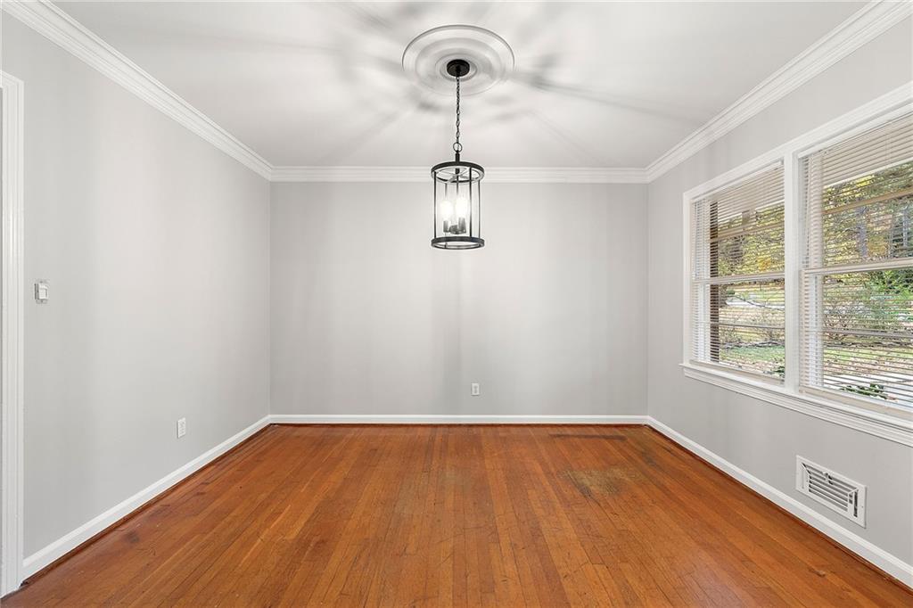 5820 Greenbrier Road, Sandy Springs, Georgia 30328, 4 Bedrooms Bedrooms, ,3 BathroomsBathrooms,Residential,Sold,5820 Greenbrier Road,7305564