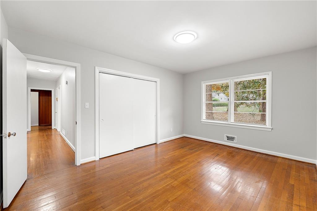 5820 Greenbrier Road, Sandy Springs, Georgia 30328, 4 Bedrooms Bedrooms, ,3 BathroomsBathrooms,Residential,Sold,5820 Greenbrier Road,7305564