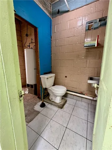 1170
