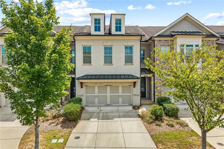 2028 Glenview Park Circle, Duluth, Georgia 30097