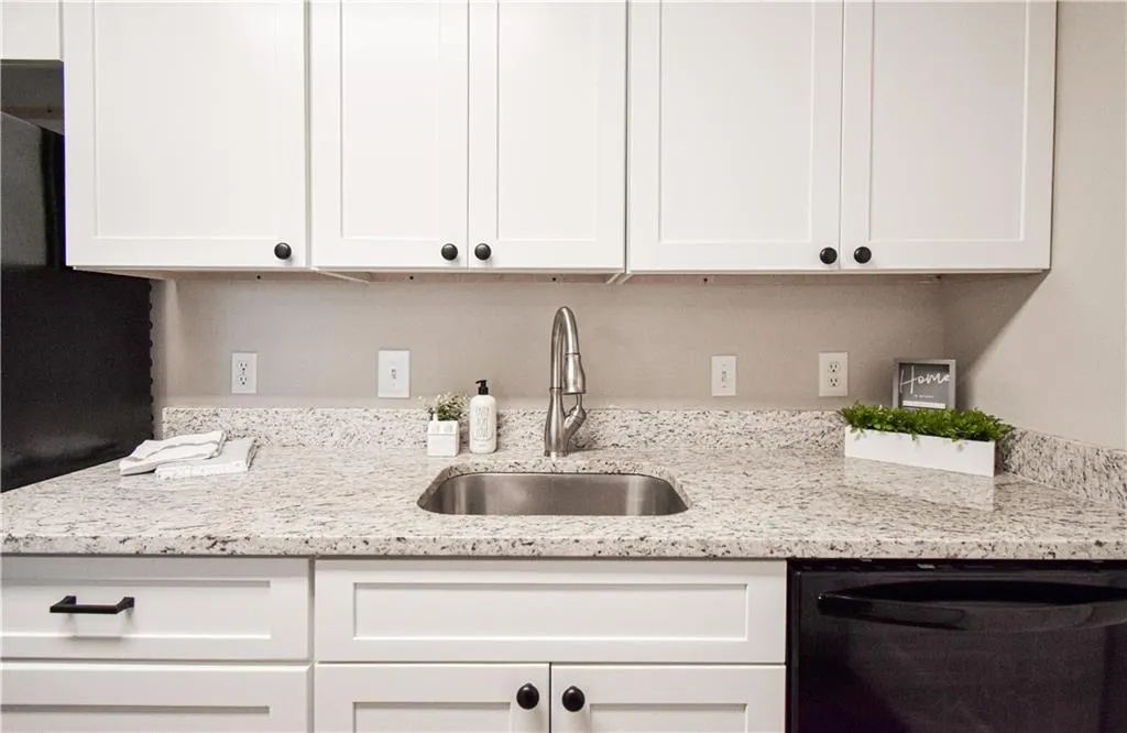 1101 Wingate Way, Atlanta, Georgia 30350, 1 Bedroom Bedrooms, ,1 BathroomBathrooms,Residential,Sold,1101 Wingate Way,7466331