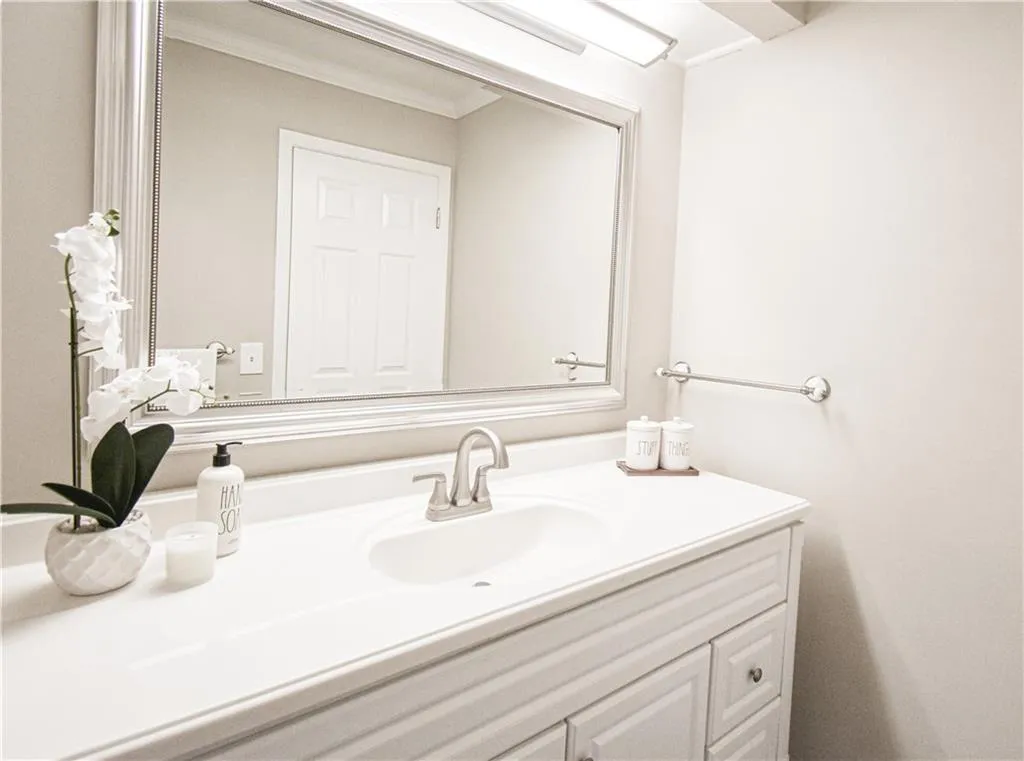 1101 Wingate Way, Atlanta, Georgia 30350, 1 Bedroom Bedrooms, ,1 BathroomBathrooms,Residential,Sold,1101 Wingate Way,7466331